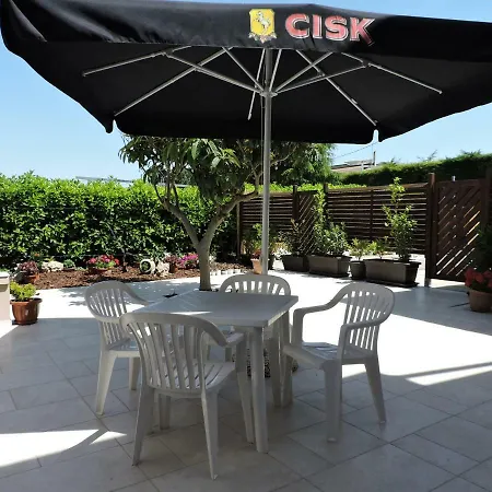 Gæstehus Latorraca 3*